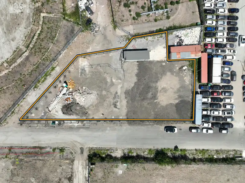 Aerial photo of the 0.50 acre plot at Beckton Gas Works, outlined in orange